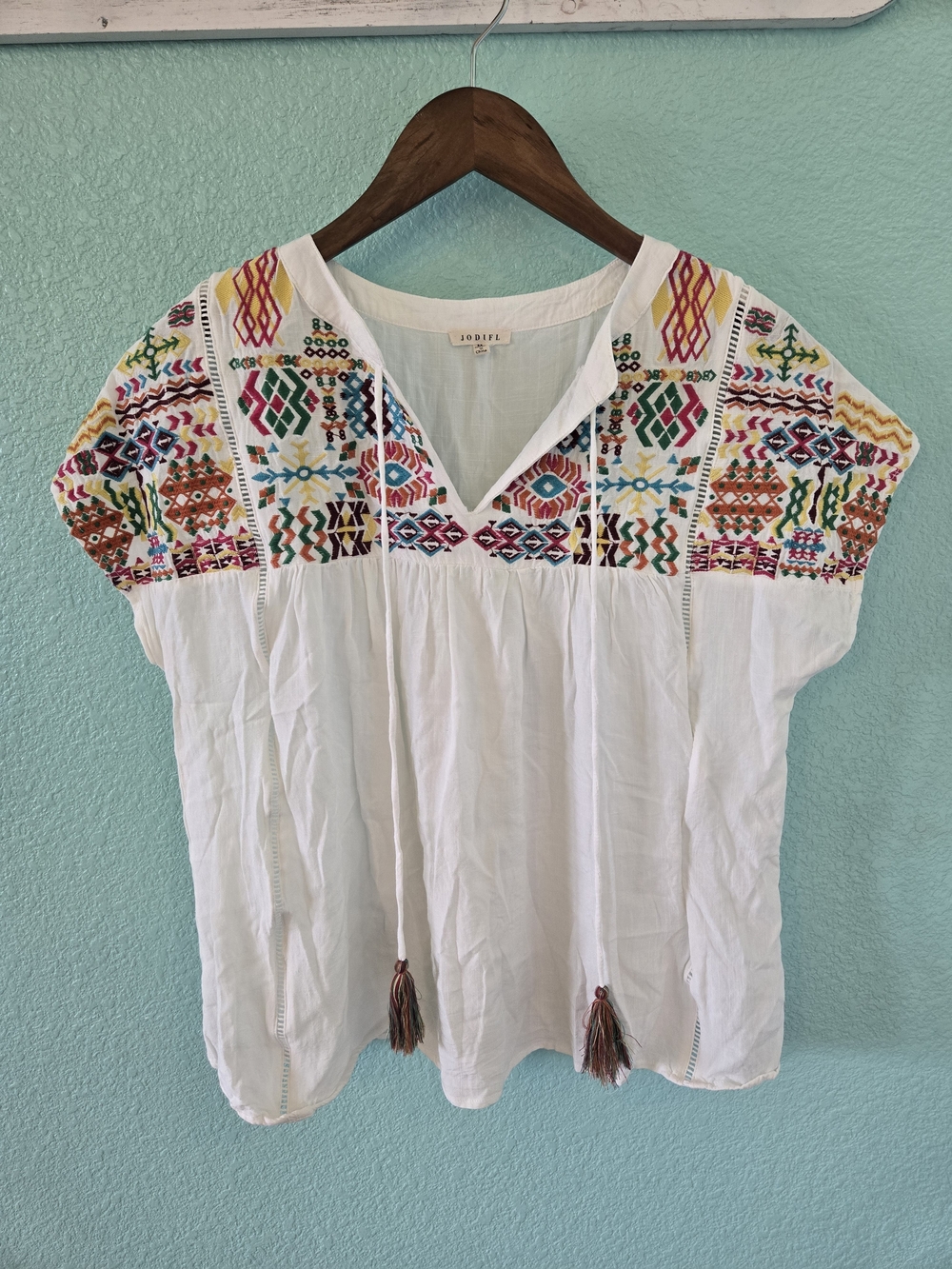 JODIFL White Boho Tunic with Multicolor Embroidery